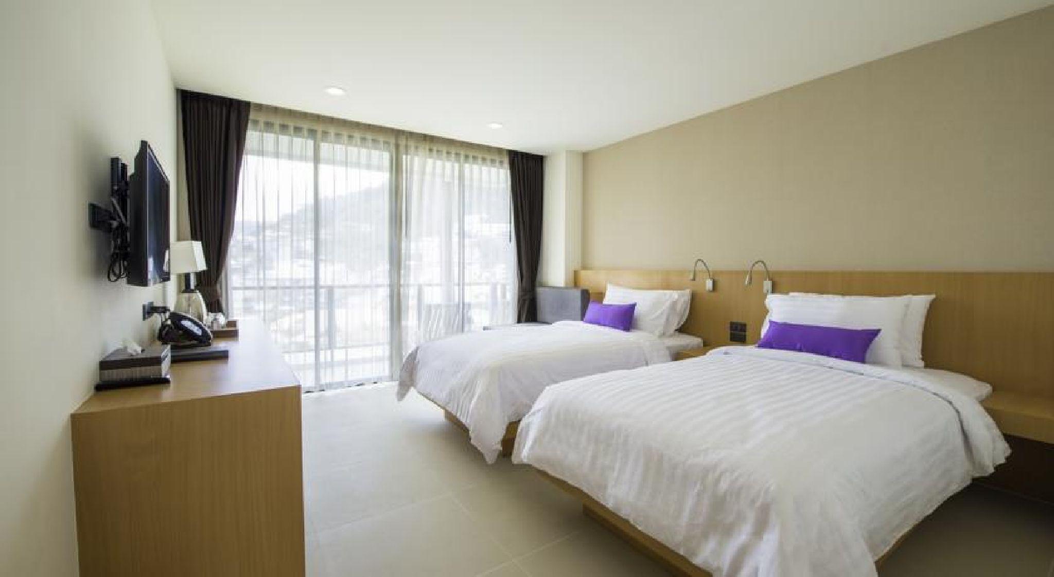 The Lunar Patong Phuket Bagian luar foto