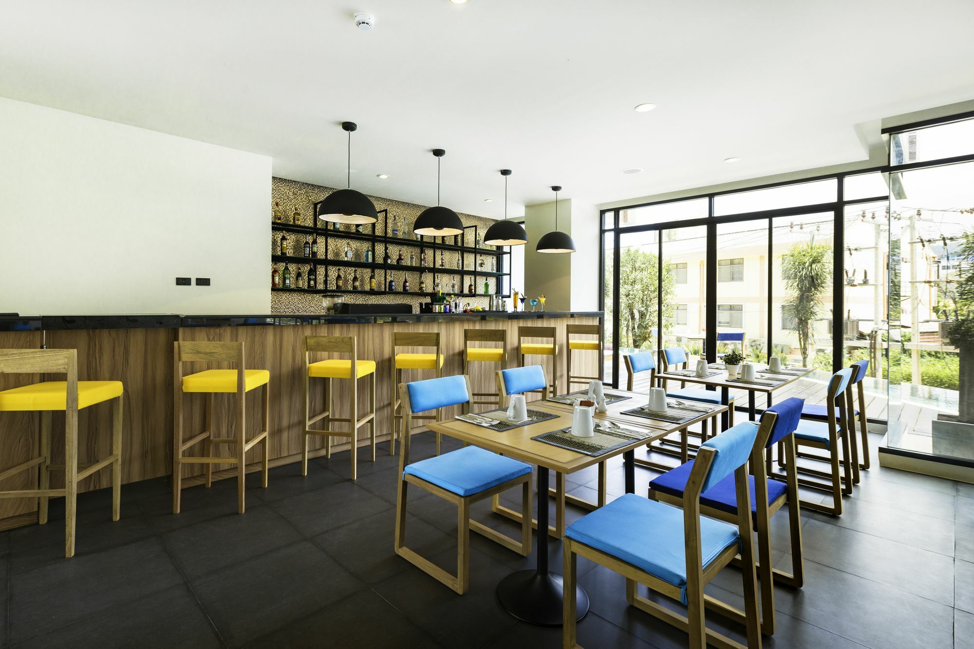 The Lunar Patong Phuket Bagian luar foto