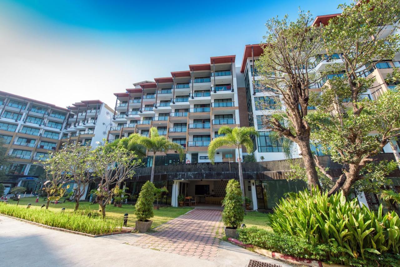The Lunar Patong Phuket Bagian luar foto