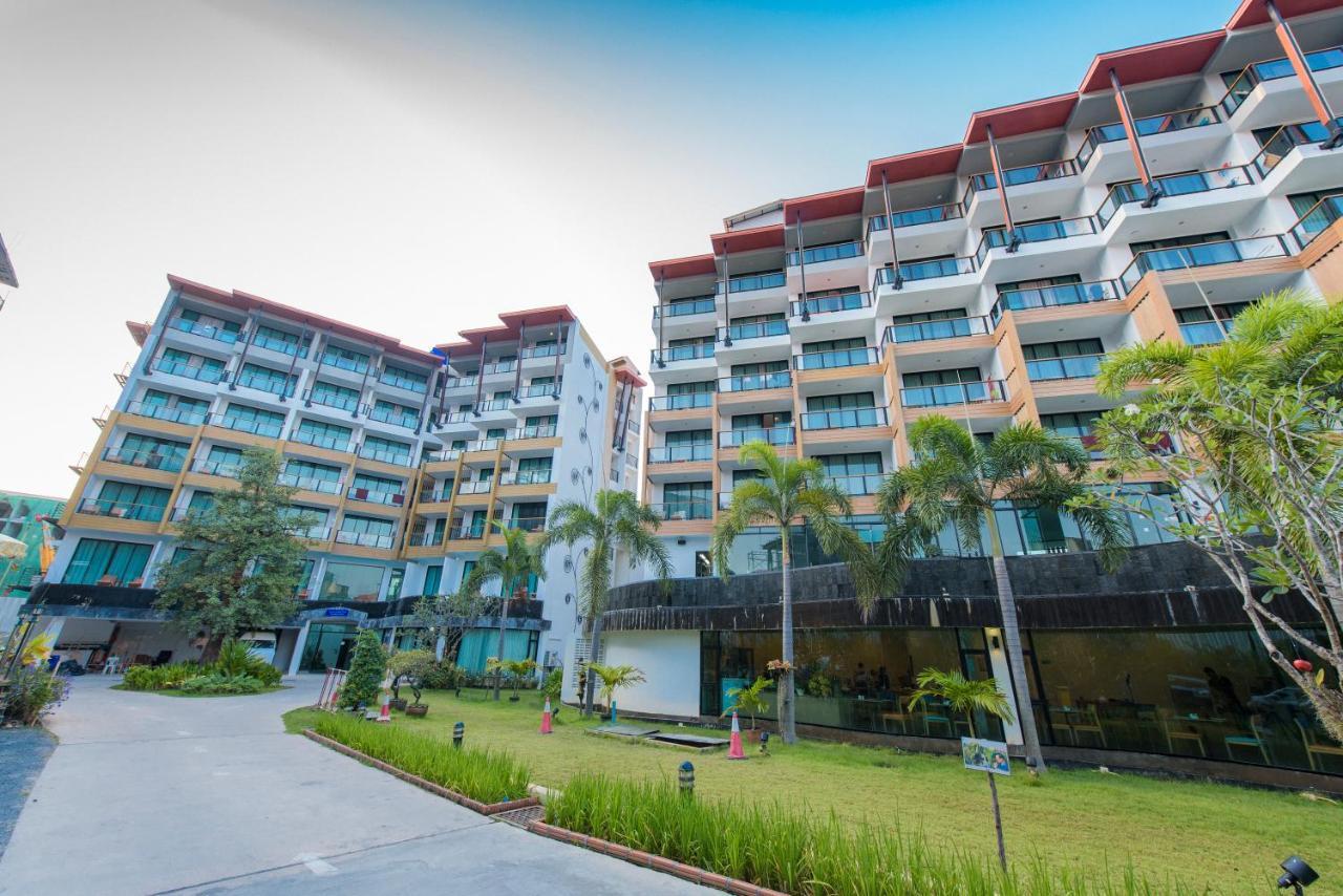 The Lunar Patong Phuket Bagian luar foto