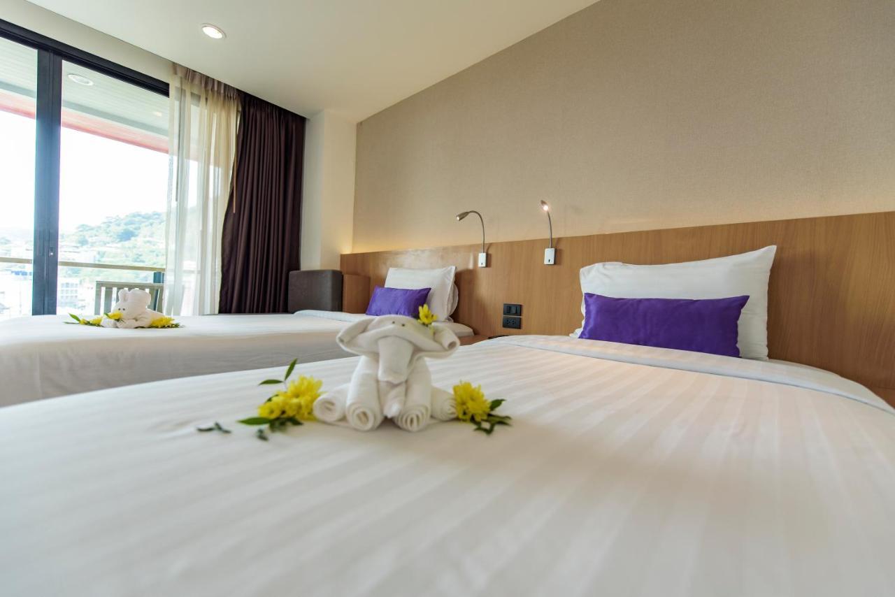 The Lunar Patong Phuket Bagian luar foto